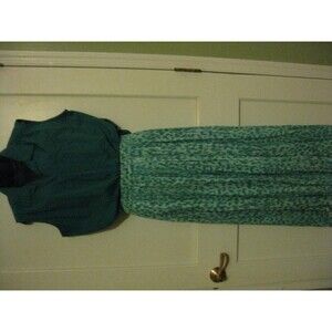 Teal Green top and Teal & mint Green Crinkle Skirt (large to ex large)